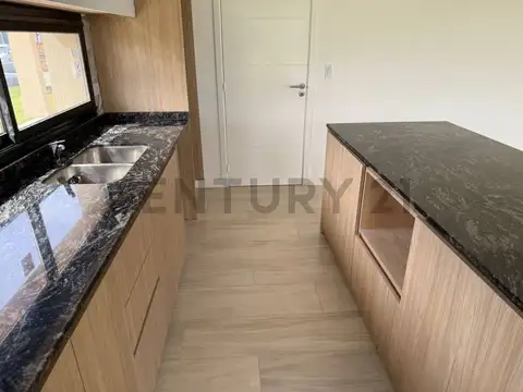 Venta Casa 5 AMBIENTES Puertos Acacias Escobar a Estrenar Estilo Toscana 575m2