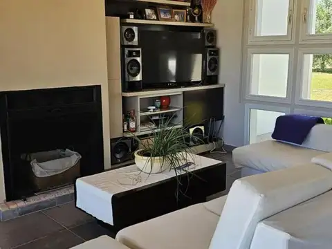 VENTA CASA-CHACRA 4 AMB  CHACRAS DE OLIVIA ZARATE