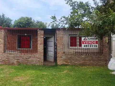 Venta | Casa | 1 Dormitorio | Cochera descubierta | Granadero Baigorria | Apta crédito