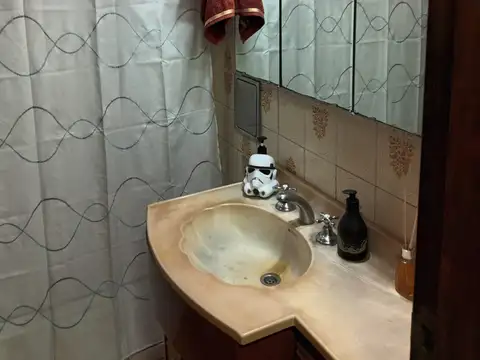 CASA 11 x 30- A 1 CUADRA DE COLOMBRES- ENTRE POSADAS y BELTRAN