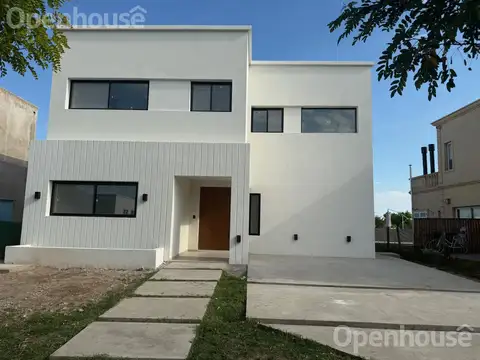 IMPERDIBLE Casa en  EL BARRIO DE SAN PABLO. SE PUEDE FINANCIAR 