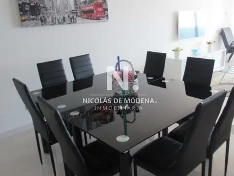 Venta  de departamento de 3 dormitorios en Pinares, Punta del Este.