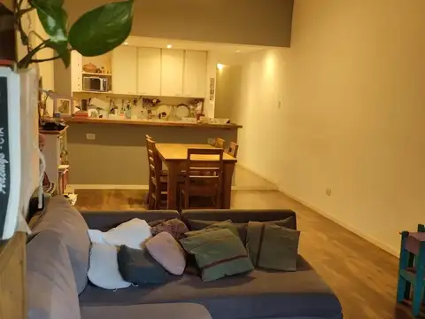 Depto Tipo Casa 4 ambientes con 1 baño