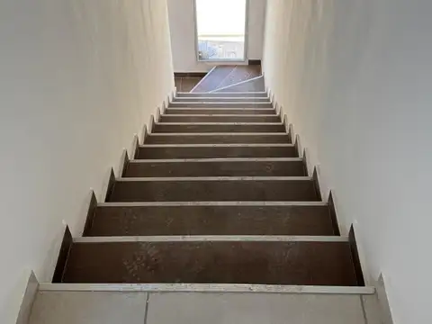 Depto Tipo Casa en Venta en General Roca, USD 115.000