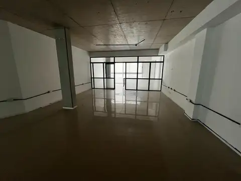 Oficina 2 ambientes con 2 baños