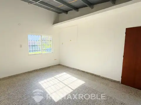 CASA EN ALQUILER LOS HORNOS RECICLADA 2DORMITORIOS