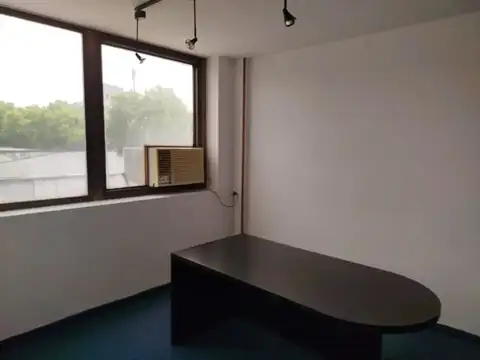 Oficina en Alquiler 40 años