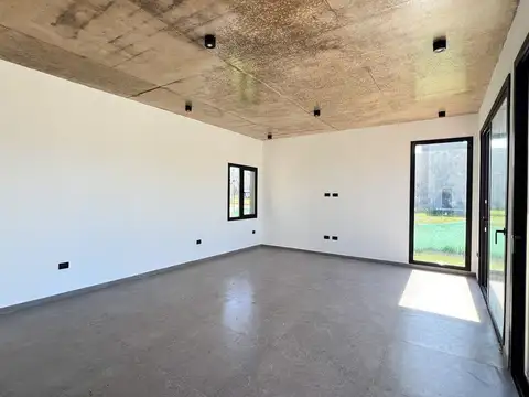 VENTA DE CASA EN BARRIO PRIVADO ARENAS CHICO