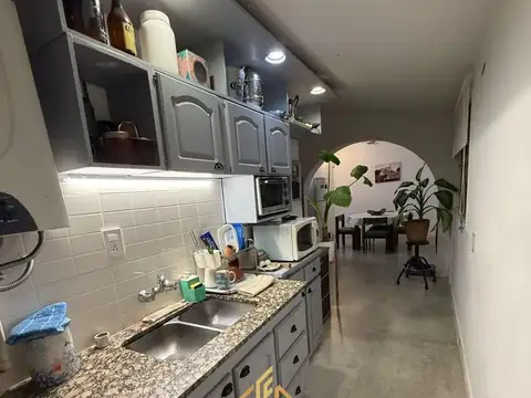 CASA REMODELADA EN BARRIO GRANJA DE FUNES MAS DEPARTAMENTO