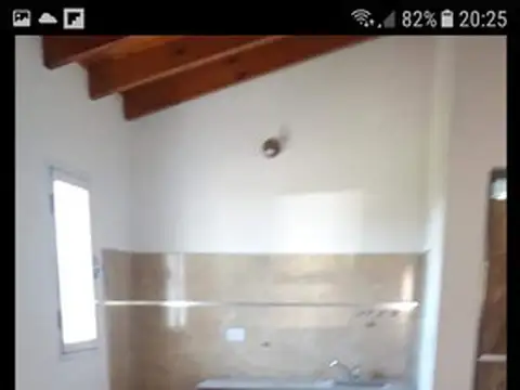 Casa 2 ambientes con 2 baños