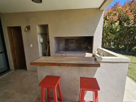 Casa de 3 dormitorios en El Solar de Victoria, etapa 1.