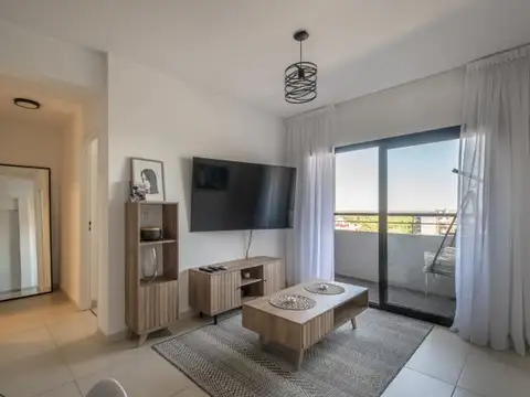 Venta Departamento 2 Ambientes Amoblado con Balcón y Cochera Cubierta en Banfield