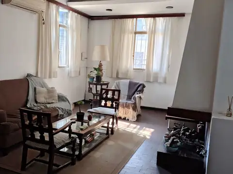 Casa 5 ambientes con 1 baño