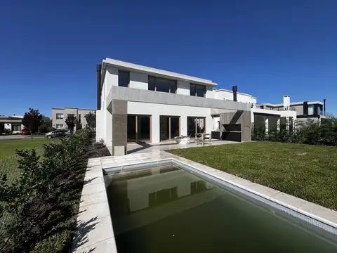 Casa en Venta en Nordelta Carpinchos, USD 700.000