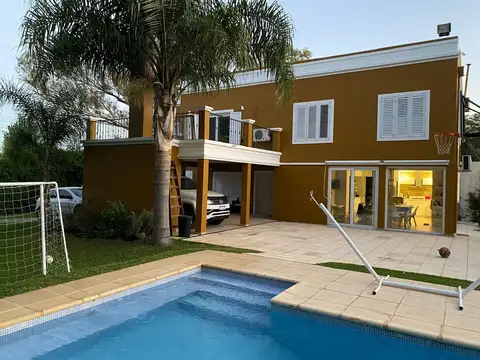 Casa en Venta en Concordia, USD 330.000