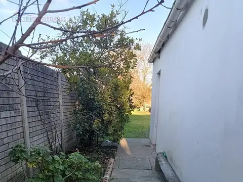 59 e/ 165 y 166  Los Hornos