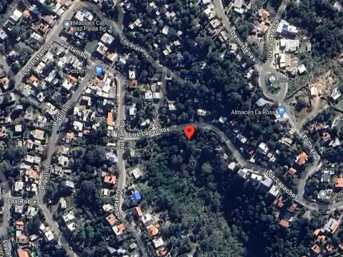 Los Lapachos e/ Guatambu y El cañar