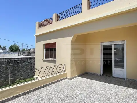 Depto Tipo Casa 3 ambientes con 1 baño