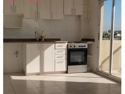 Departamento en Alquiler en Haedo Norte, $ 550.000