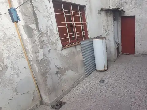 VENTA CASA 3 AMBIENTES LOCAL VILLA LYNCH TERRAZA