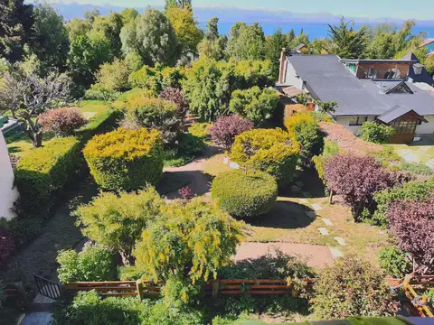 Venta complejo comercial   departamentos en Melipal, km4,  Av.Pioneros 4115