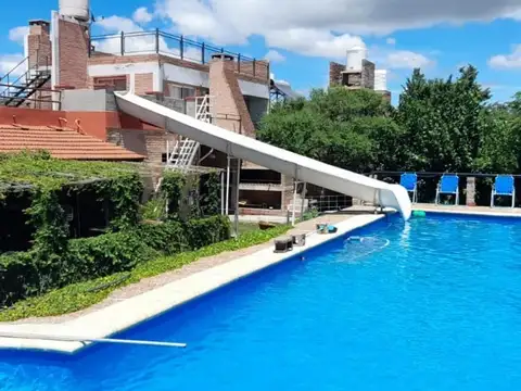 OPORTUNIDAD EN ESQUINA FRENTE A FACULTAD DE MINA CLAVERO