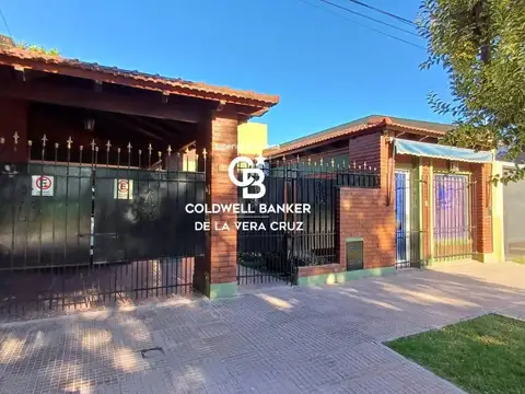 Casa con gran patio en ciudad de Recreo