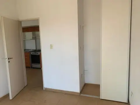 Sargento Cabral 1300, Piso 2