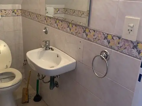 Depto Tipo Casa en Venta con 1 cocheras