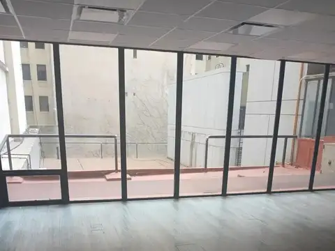 Oficina en alquiler - Piso - San Nicolás