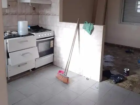 Depto Tipo Casa en Alquiler de 3 ambientes