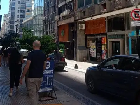 Esmeralda 300, Piso 10