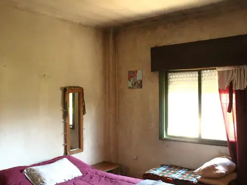 Casa 4 ambientes con 1 baño