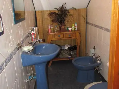 Casa en Venta con 3 cocheras