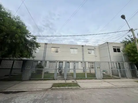 Duplex 3 ambientes en Castelar Norte