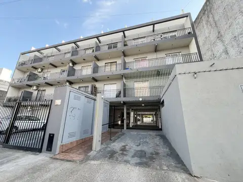 Departamento - Alquiler - Argentina, Villa Luzuriaga - Av. Triunvirato 1841