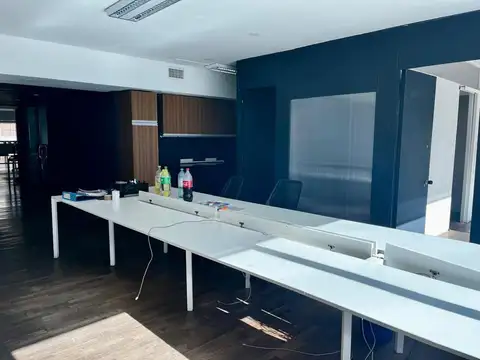 ALQUILER DE OFICINA DE CATEGORIA C/COCHERA
