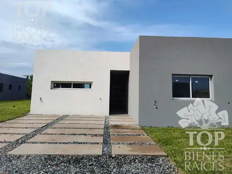 Ruta 11, km 380, Partido Urbano de Pinamar 300