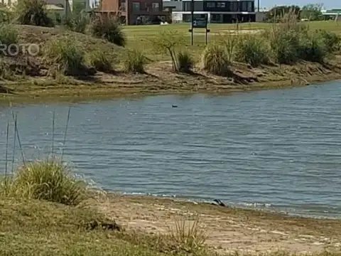 Terreno en Venta de 1051,0 m2