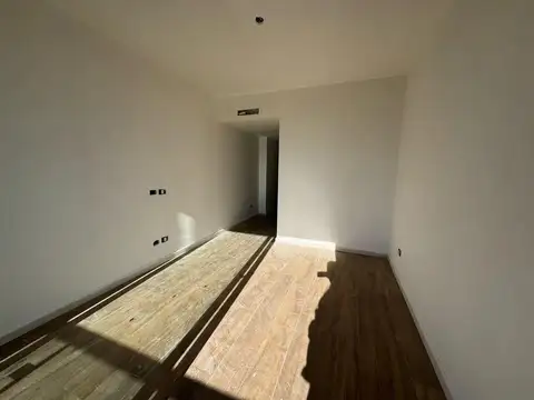 Lavallol Al 3700, Piso 1° B