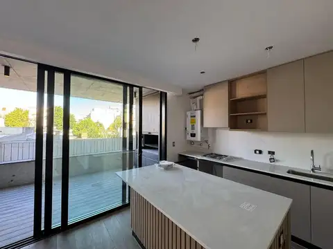 Lavallol Al 3700, Piso 1° B