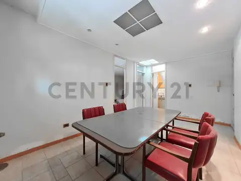 48 e/ 12 y 13 800, Piso 0