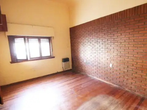 Depto Tipo Casa en Venta en Saavedra, USD 180.000