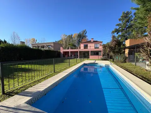 Casa en Alquiler en La Pradera I, USD 1.600