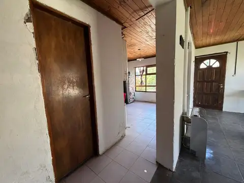Casa 3 ambientes con 1 baño