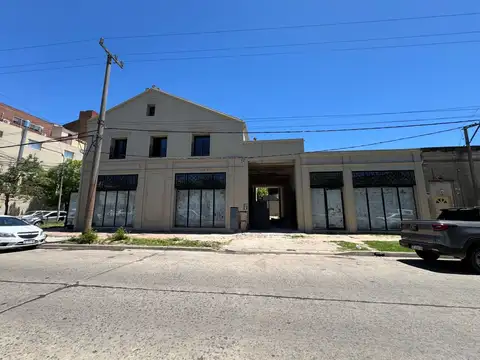 Local centrico en alquiler rubro gastronomia 105m2