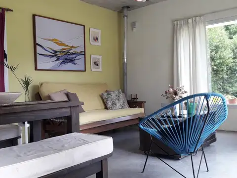 Casa 2 ambientes con 1 baño