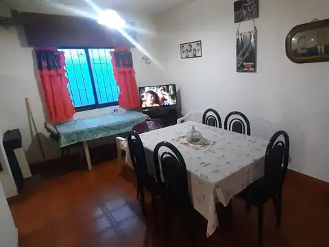 Casa en Venta en Villa Santos Tesei, USD 98.000