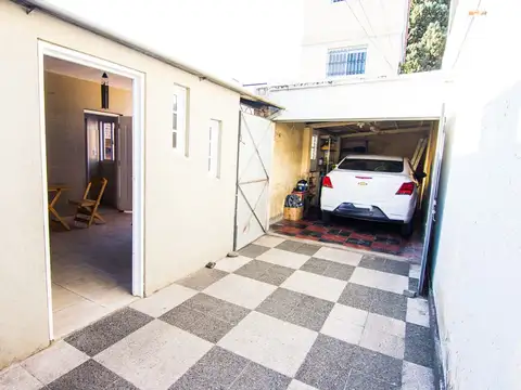 Depto Tipo Casa en Venta 60 años