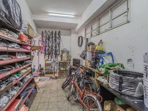 Venta. Local. Monserrat.